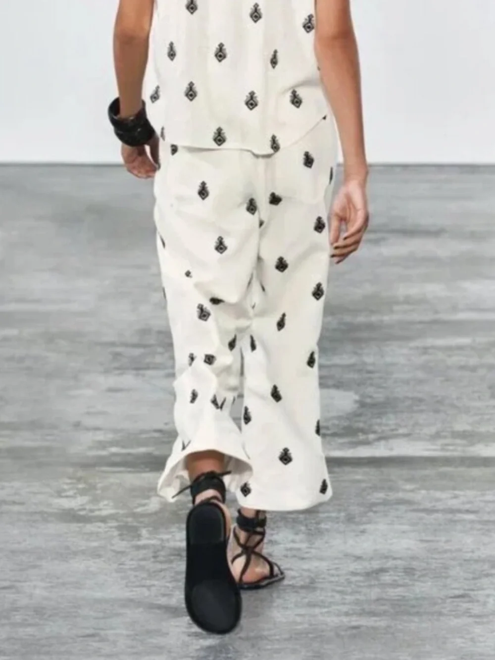 ZARA ZW COLLECTION Embroidered Linen Wide-Leg Pants